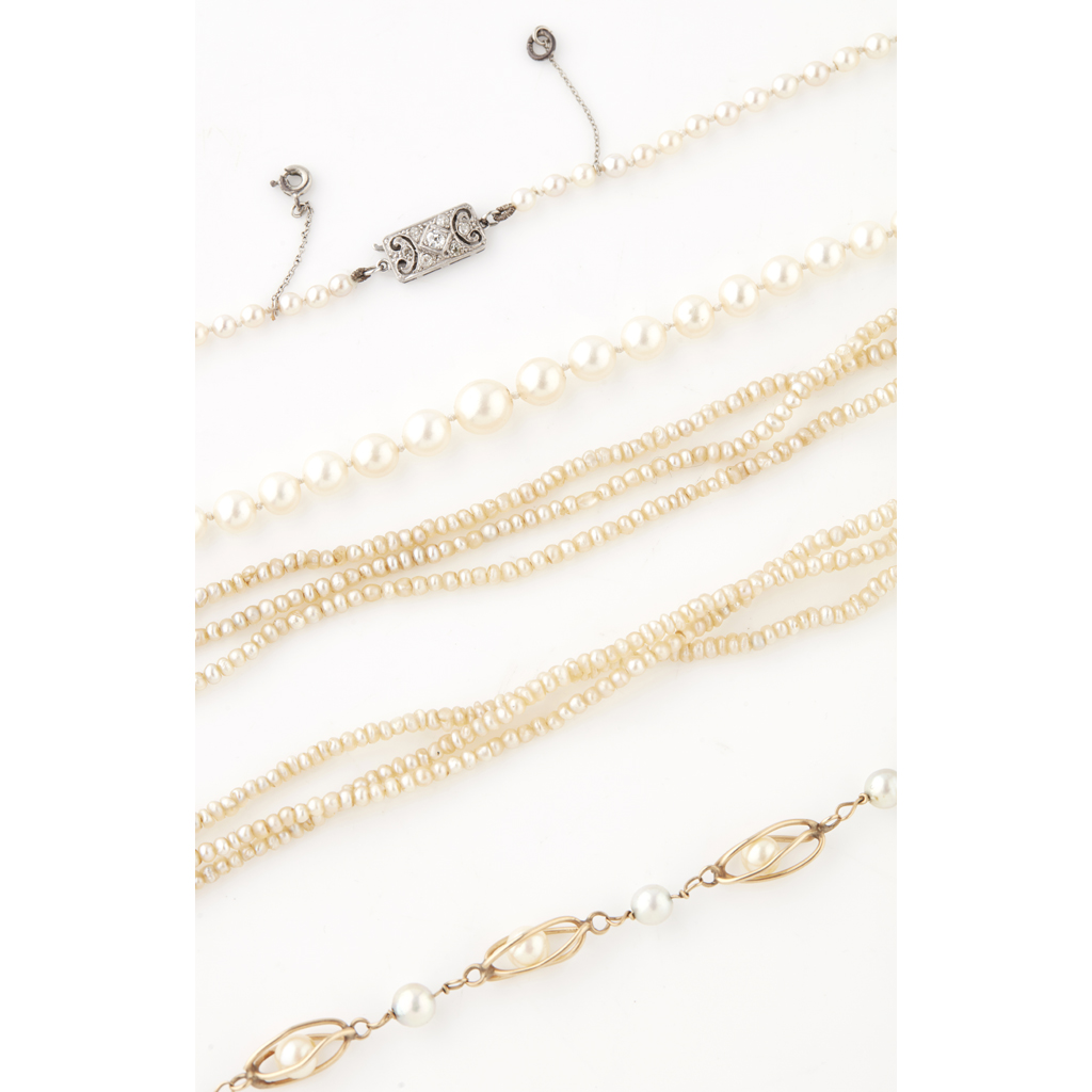 Appraisal: A collection of pearl jewellery to include a three strand