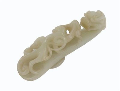 Appraisal: A Chinese white jade belt hook with a dragon's head