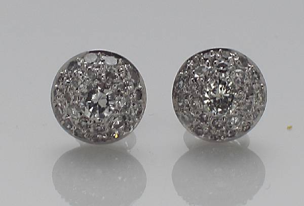 Appraisal: A pair of diamond and k white gold earrings