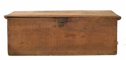 Appraisal: Painted seaman's chest th century Rectangular lid with molded edge