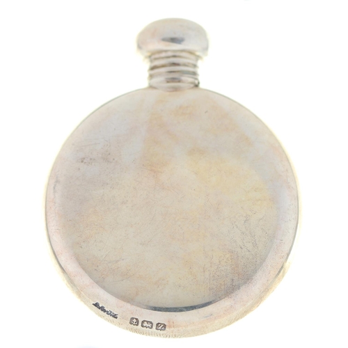 Appraisal: A George V plain round silver scent flask and screw