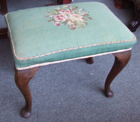 Appraisal: A walnut rectangular dressing stool on cabriole legs together with