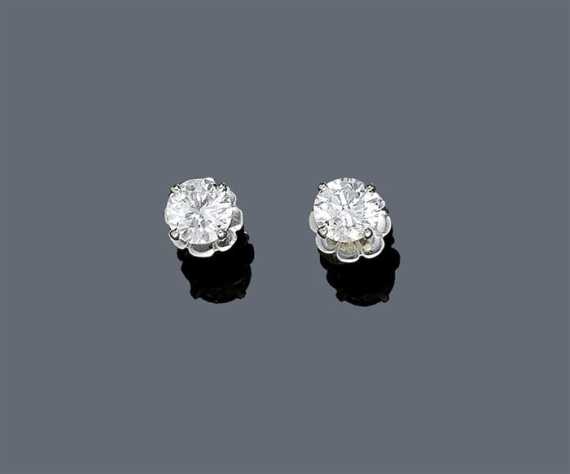 Appraisal: DIAMOND EAR STUDS White gold Elegant solitaire ear studs each