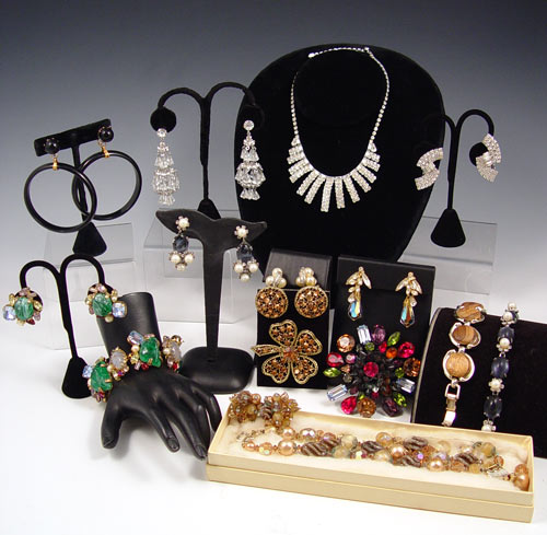 Appraisal: ESTATE COSTUME JEWELRY LOT Signed costume jewelry to include Hattie