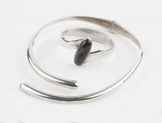 Appraisal: A silver collar and bangle Sigi Pineda Stamped Sigi Tasco