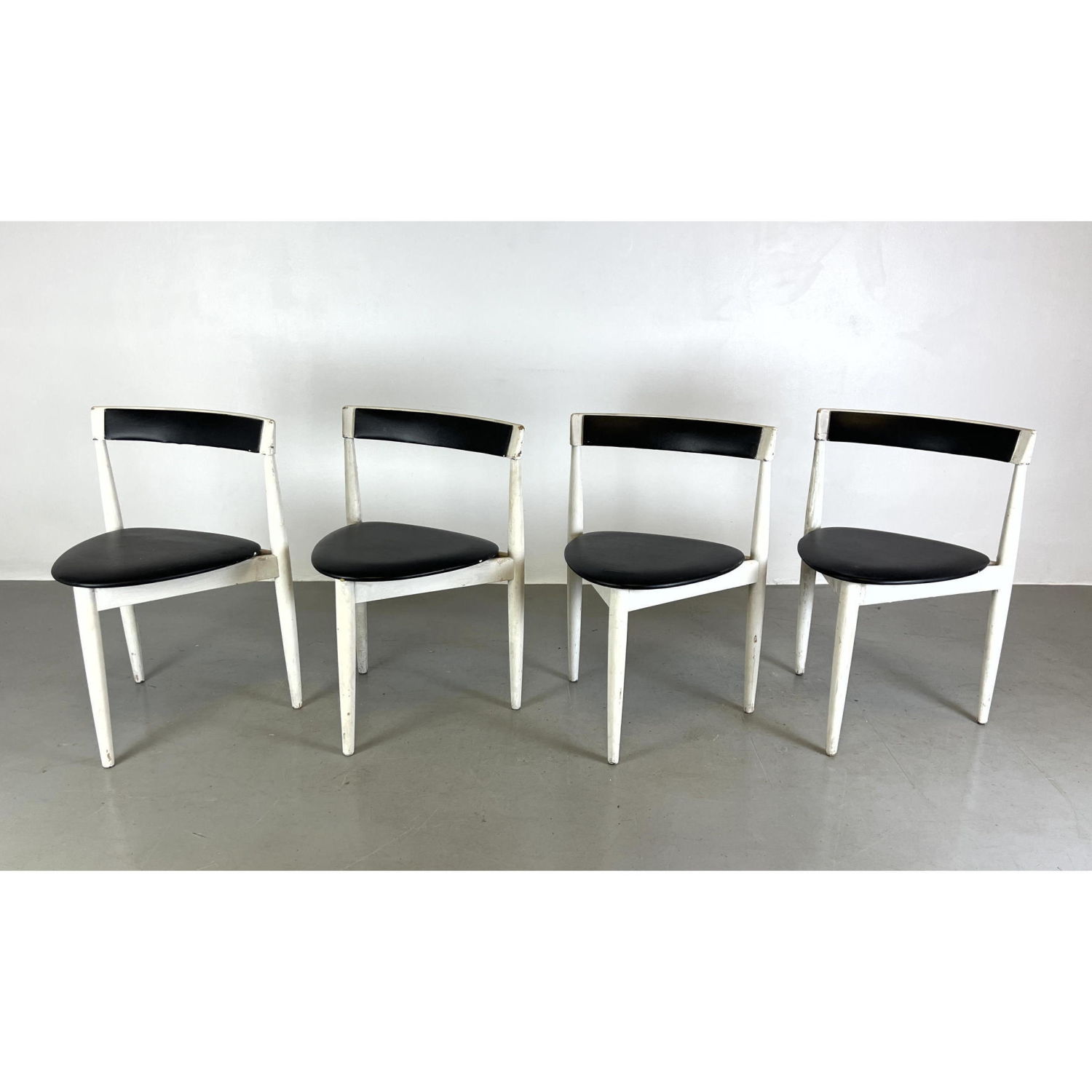 Appraisal: Set HANS OLSEN for FREM ROJLE Dining Chairs Three legged