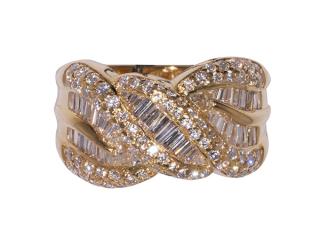 Appraisal: Diamond and k yellow gold ring Diamond and k yellow