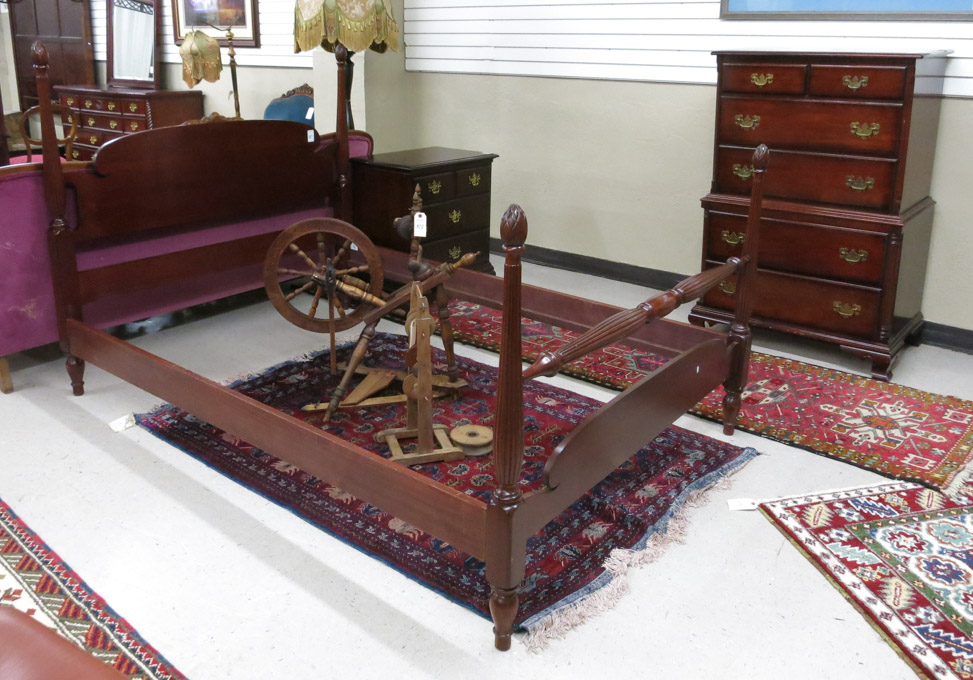 Appraisal: MAHOGANY BED AND CHEST-ON-CHEST American mid- th century full size