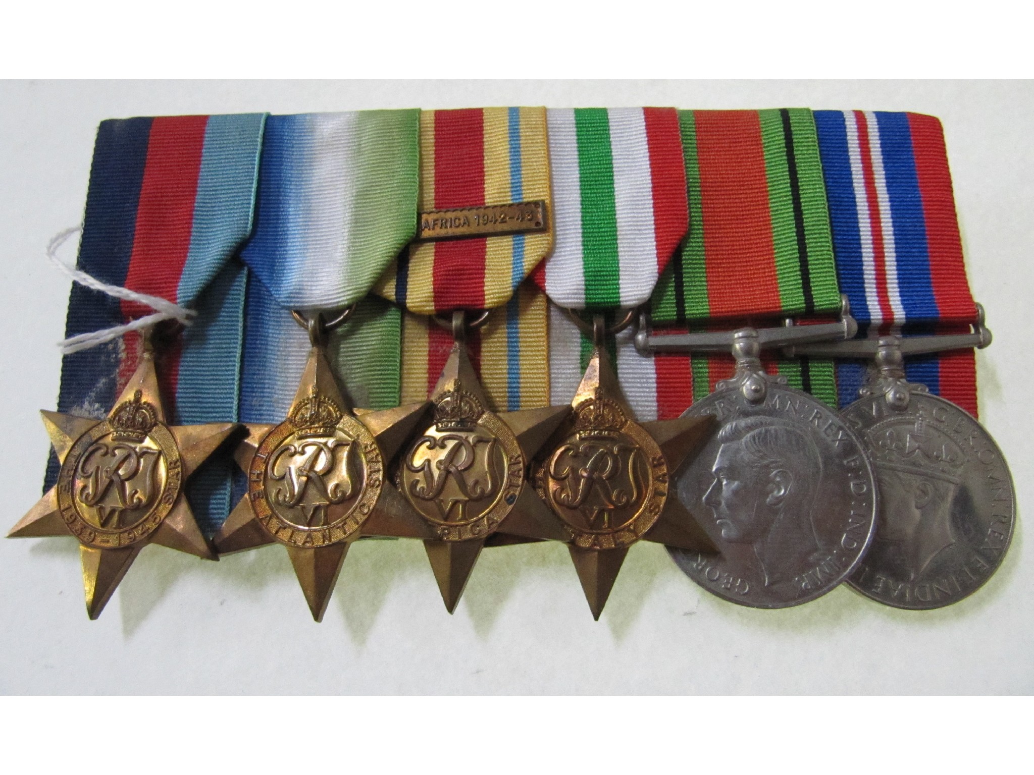 Appraisal: A group of six WWII medals and stars