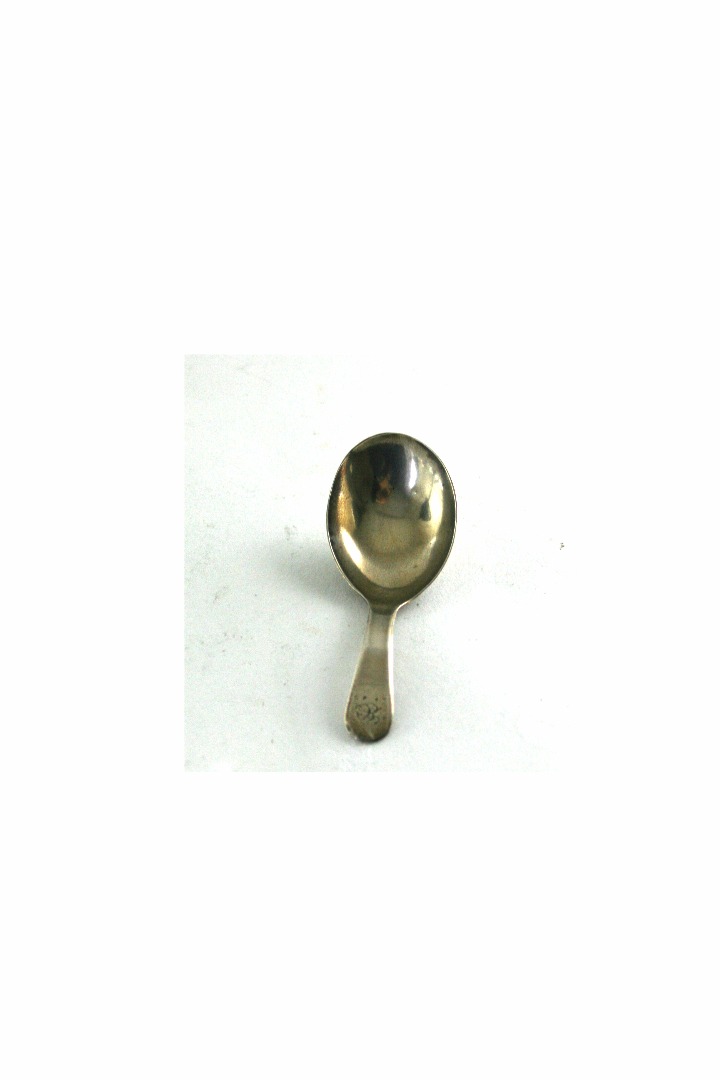 Appraisal: A George III silver Old English pattern caddy spoon Elizabeth