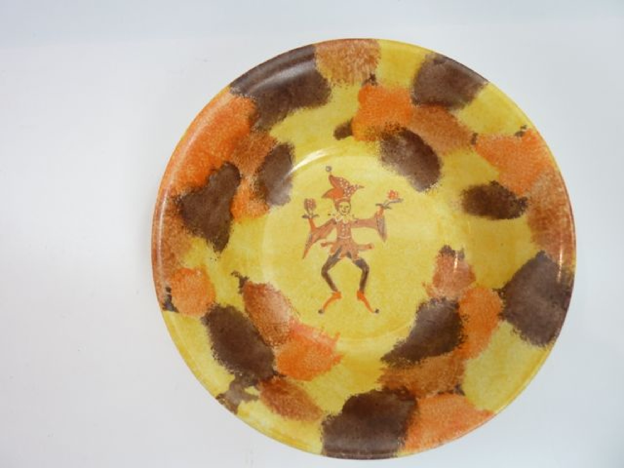 Appraisal: An Alfred Meakin dish with hand painted Jester and mottled