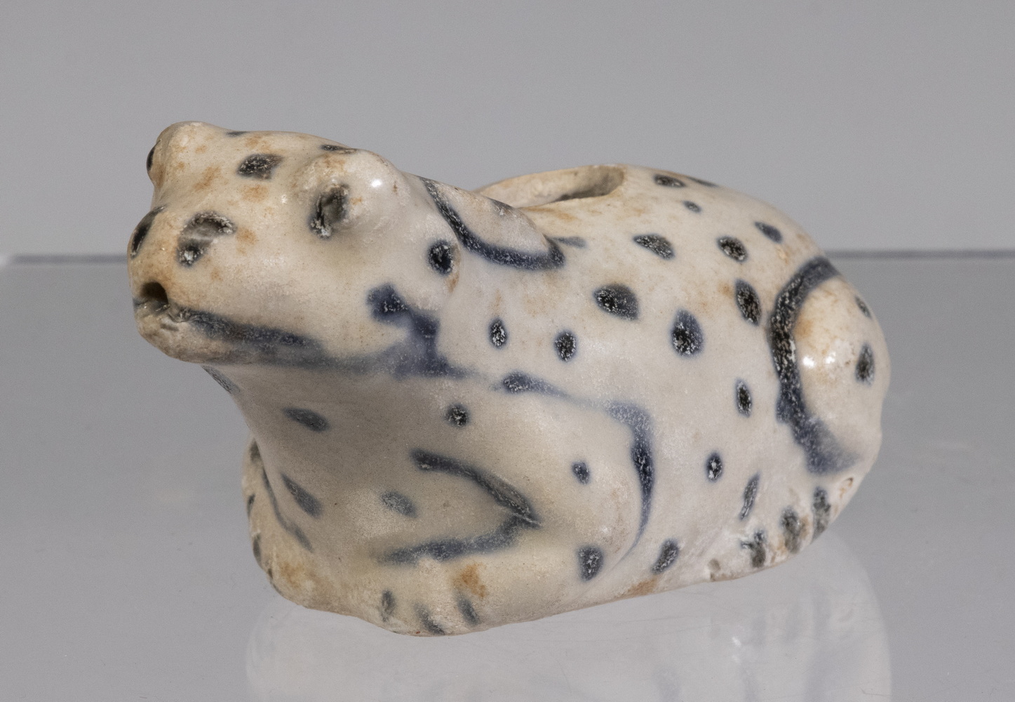 Appraisal: TH C VIETNAMESE FROG FORM WATER DROPPER Blue and White