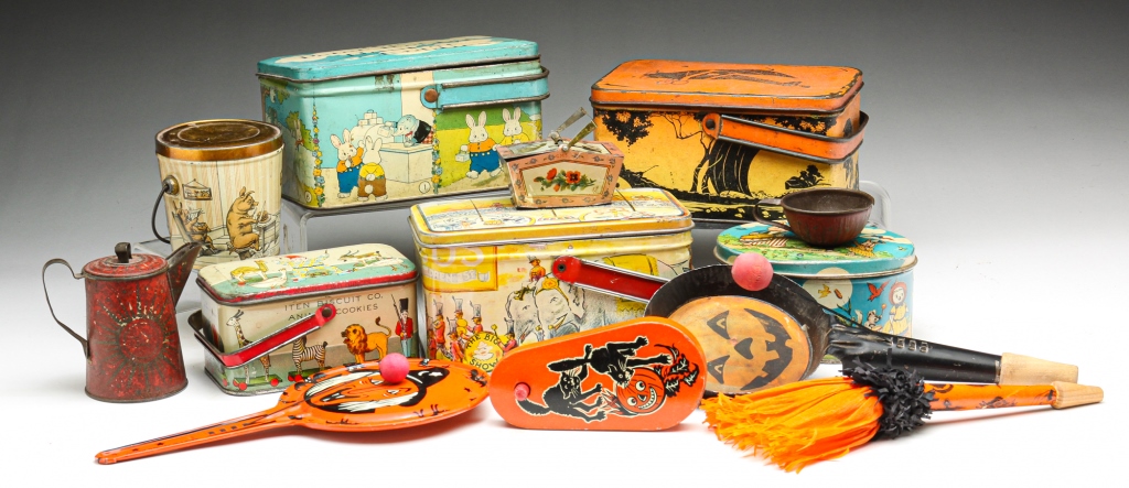 Appraisal: GROUP OF CHILDREN'S BOXES AND HALLOWEEN ITEMS American th century