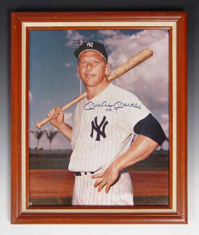 Appraisal: X MICKEY MANTLE AUTOGRAPHED PHOTO Large format photo with Mickey