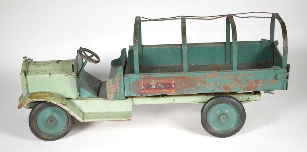 Appraisal: VINTAGE KEYSTONE US ARMY TOY TRUCKVintage Keystone US Army Pressed