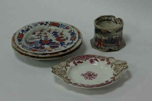 Appraisal: A pair of Masons Patent Ironstone plates decorated in the